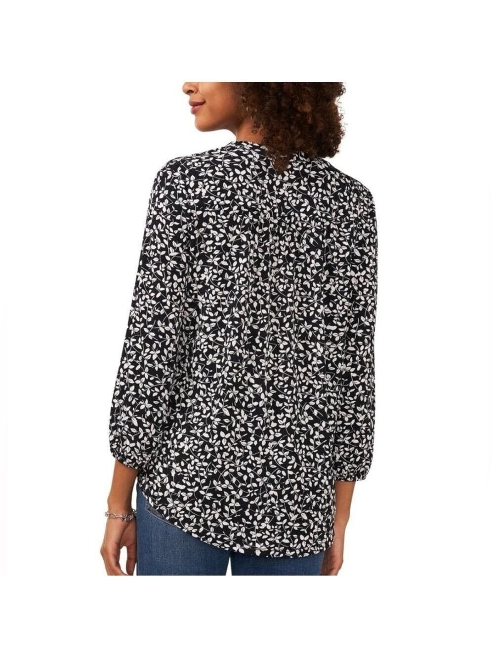 Vince Camuto B & W Leaf Print V Neck Long Sleeve Tunic - Picture 2 of 9